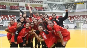 إلى كأس العالم 2026! شابات مصر يتوجن ببطولة إفريقيا لليد.. هل بدأت مصر بصناعة جيل ذهبي جديد؟ 1